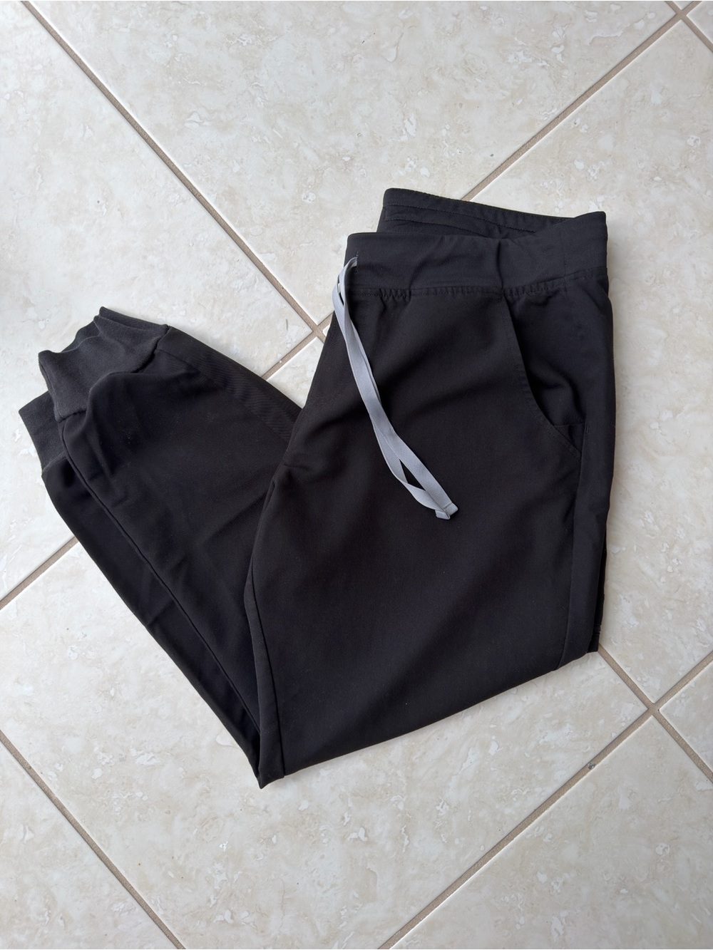 FIGS Black Zamora Petite Joggers with Gray Drawstring